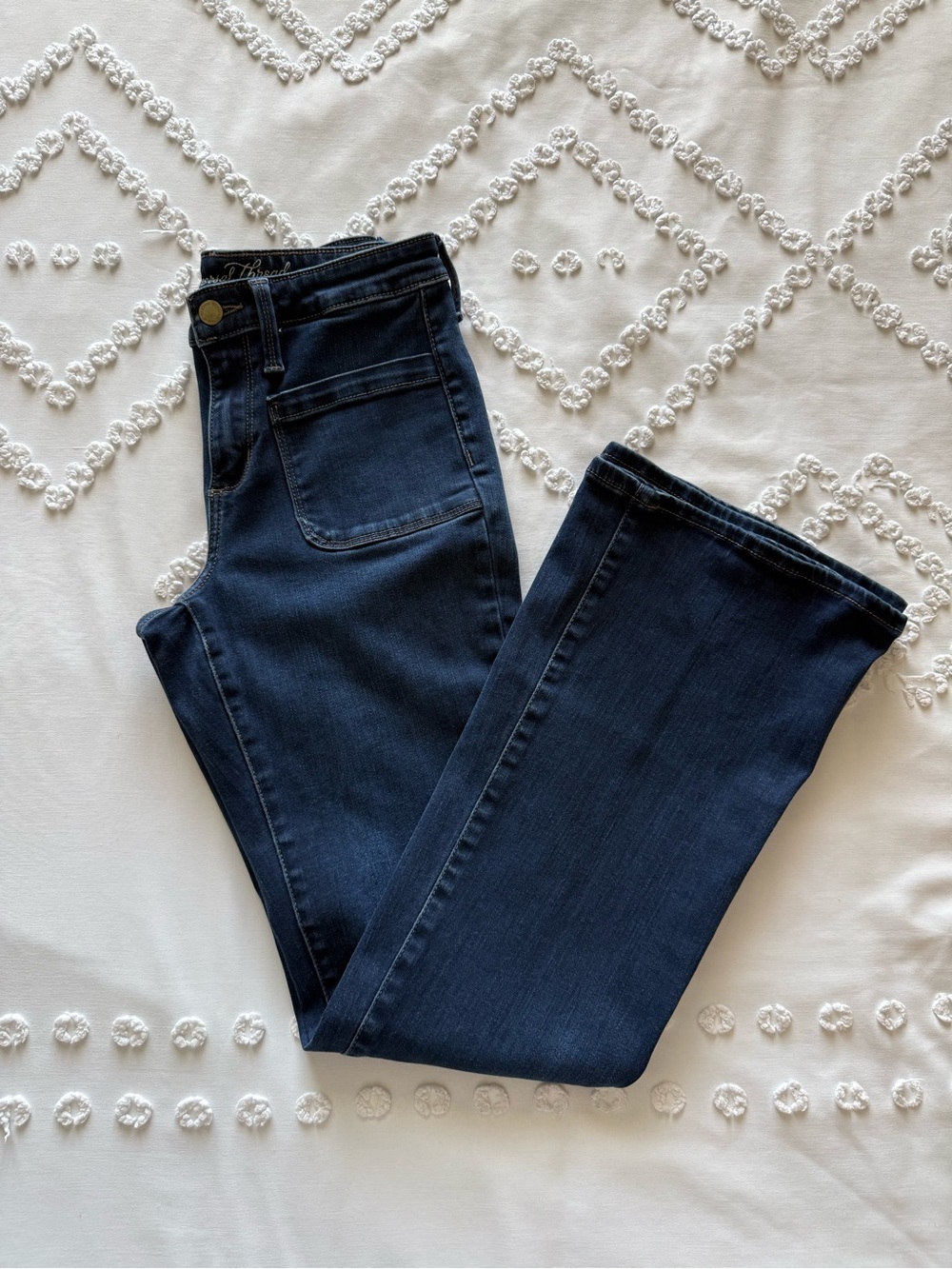 Universal Thread Dark Was Flare Leg Jeans